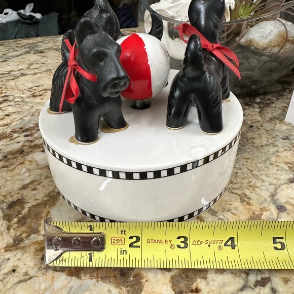 Scottie terrier vintage music box Dept. 56 dogs rare ceramic Japan - Picture 5 of 8